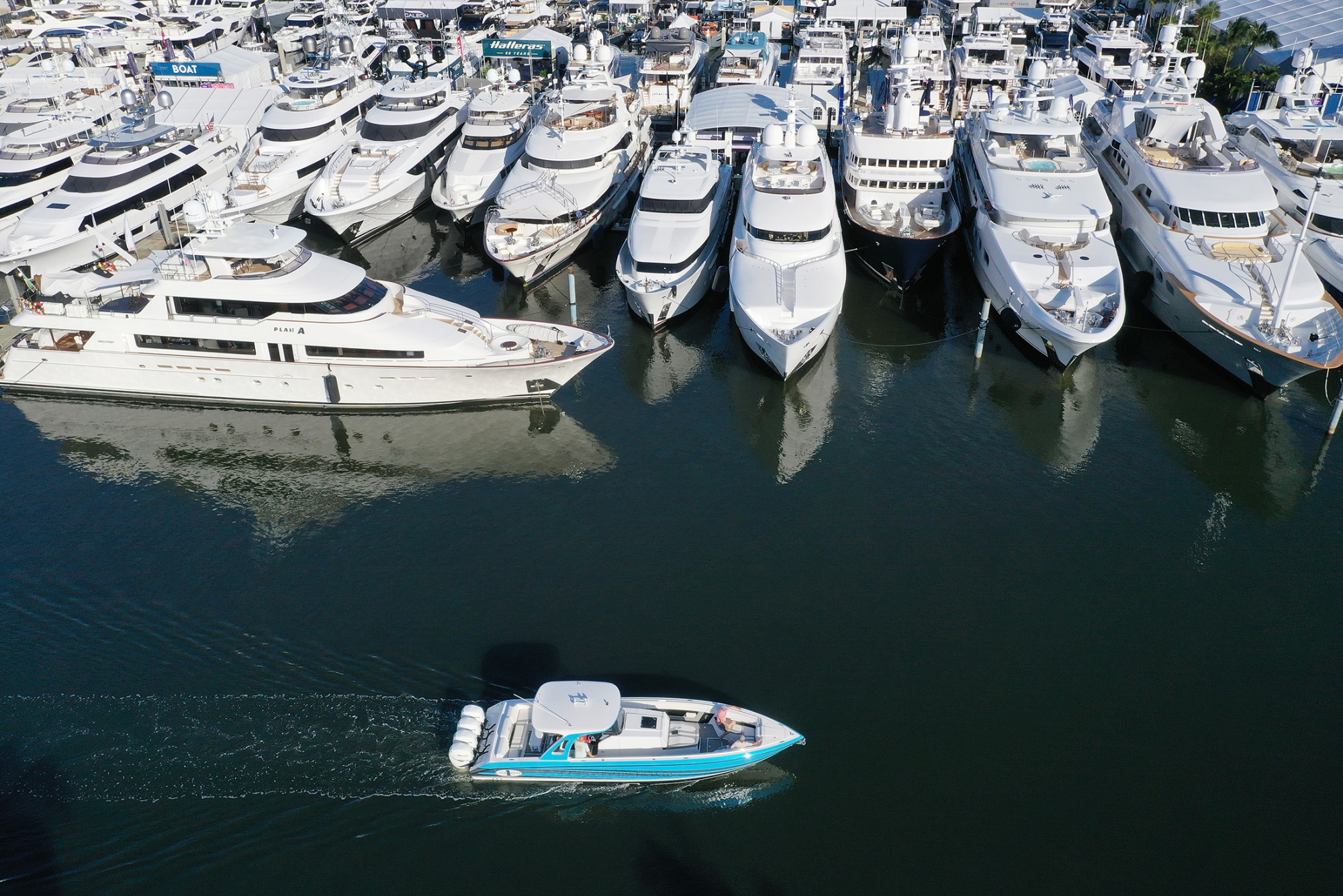 Super Rich Rethink Buying Yachts In Uncertain Economy